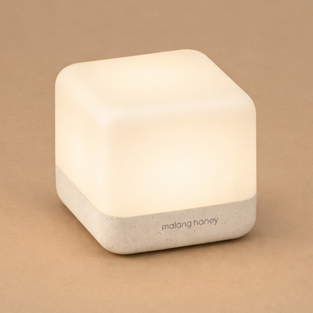 말랑하니 뒤집는 수유등, 샌드화이트, 현재가 17,900원