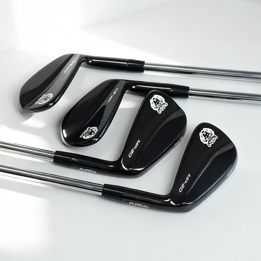 프로급 주조 8피스 블랙 아이언 세트 클래식 블레이드 디자인 적용, 미끄럼 방지 블랙 그립 및 눈에 띄는 로고 포함, S, 4.5도 290,000원