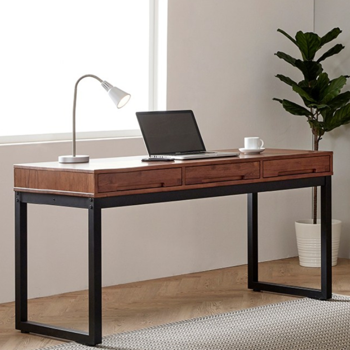 핀란디아 오로라 월넛 1500책상 369,000원