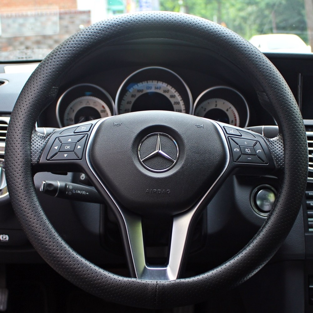 하이칸 순정형 타공 가죽 특허 그립 자동차 핸들커버, 심플타공[블랙] 1 22,500원