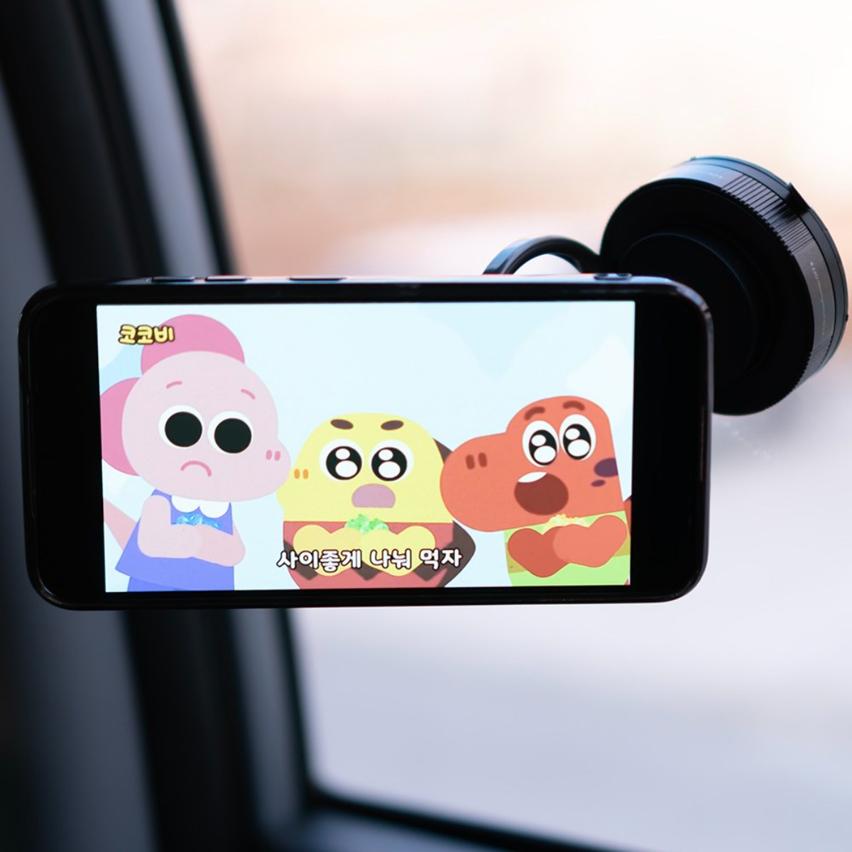 볼체 에어핏 초강력 진공흡착 맥세이프 차량용 휴대폰 거치대 24,900원