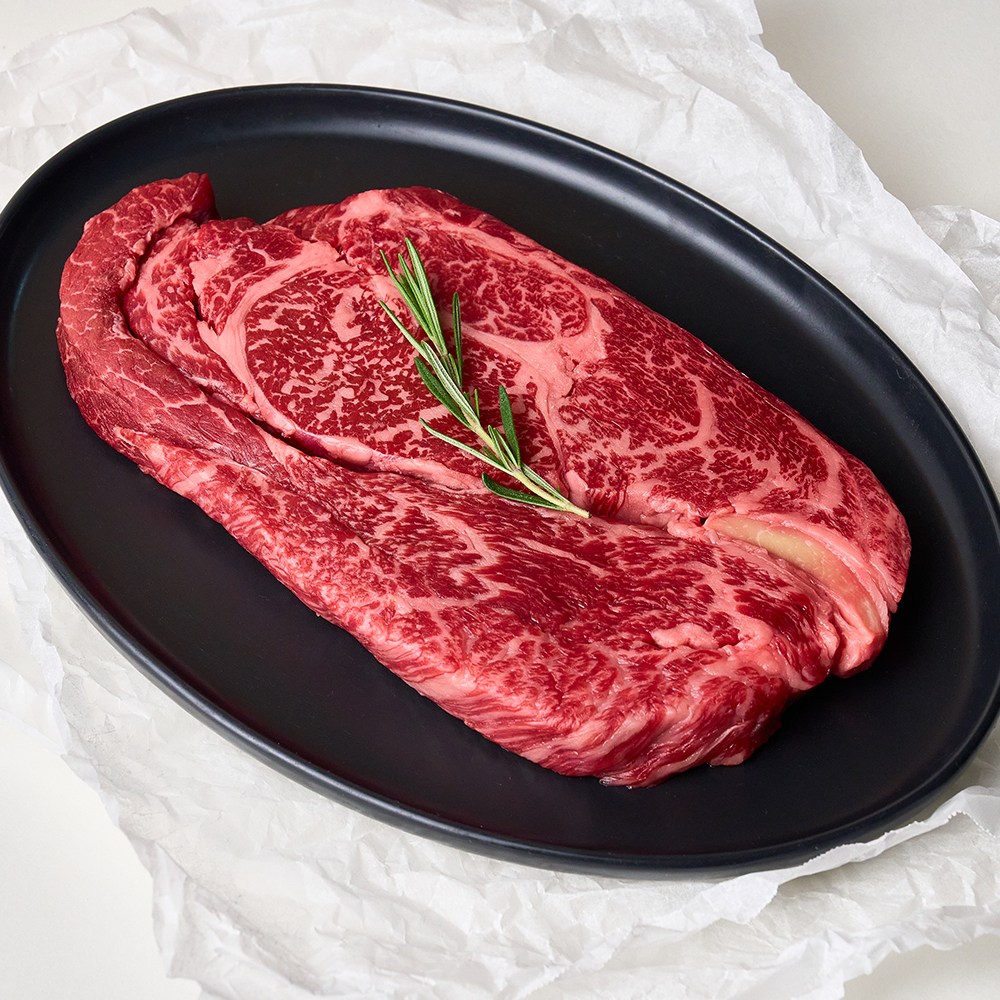 [한우이츠] 한우 1++ 등심 스테이크 소고기 캠핑 바베큐, 1개, 300g 38,900원