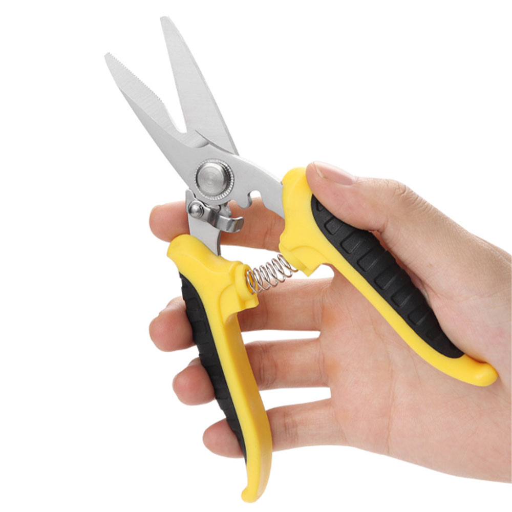 [플러스리빙] 나무 전지 가위 다목적 철판 원예전지 원예 옐로우 탄소강 전지가위 스테인레스 안전장치 디월트 5,800원