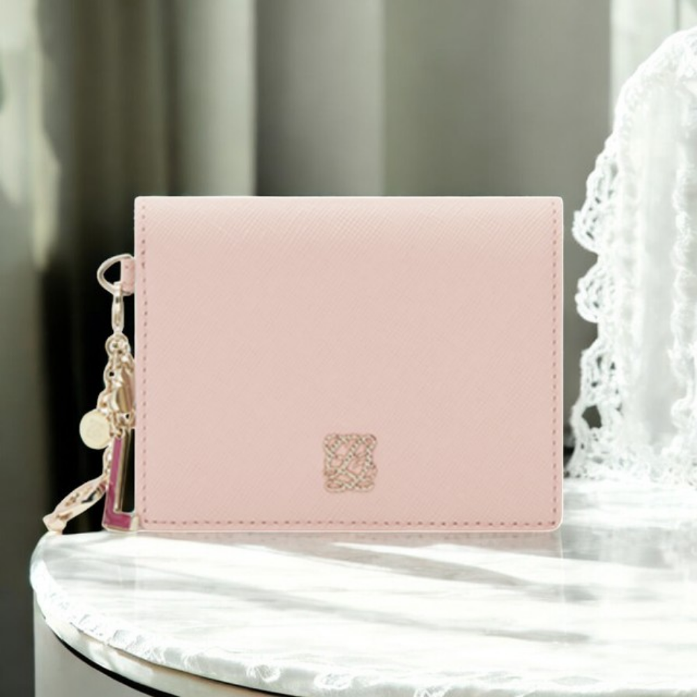 백화점정품 루이까또즈 여성 소가죽 반지갑 참장식 핑크 미니 지갑 여자 선물 추천 중지갑 84,900원