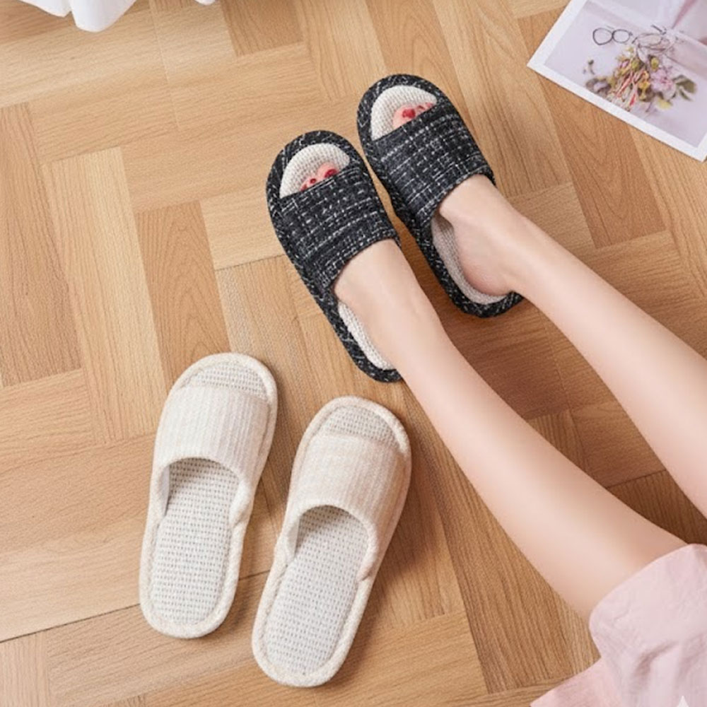 휴핏트 가벼운 사계절 푹신한 무소음 거실화 9,700원