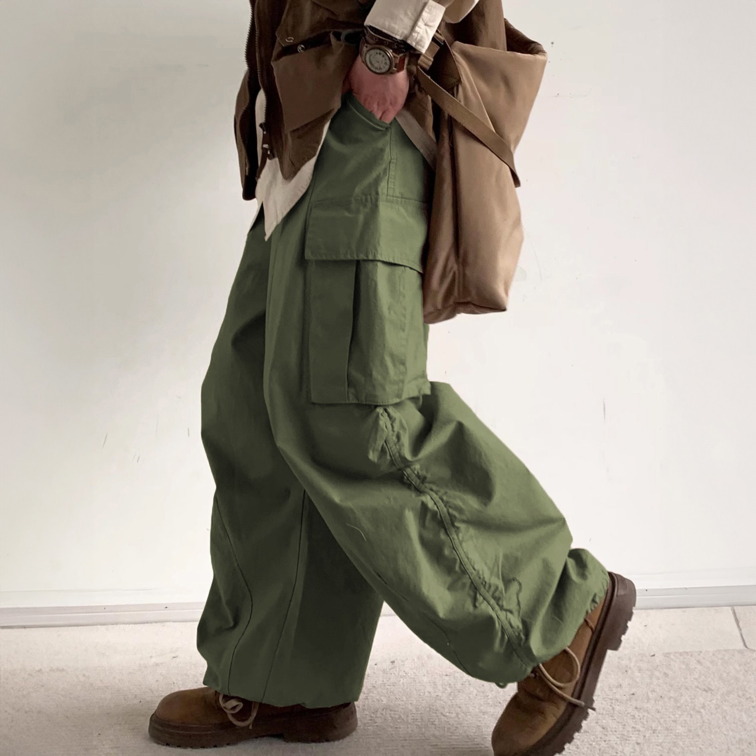 킹앤조이 준키 에드비 코튼 와이드 스트링 카고 밴딩 팬츠 89,800원