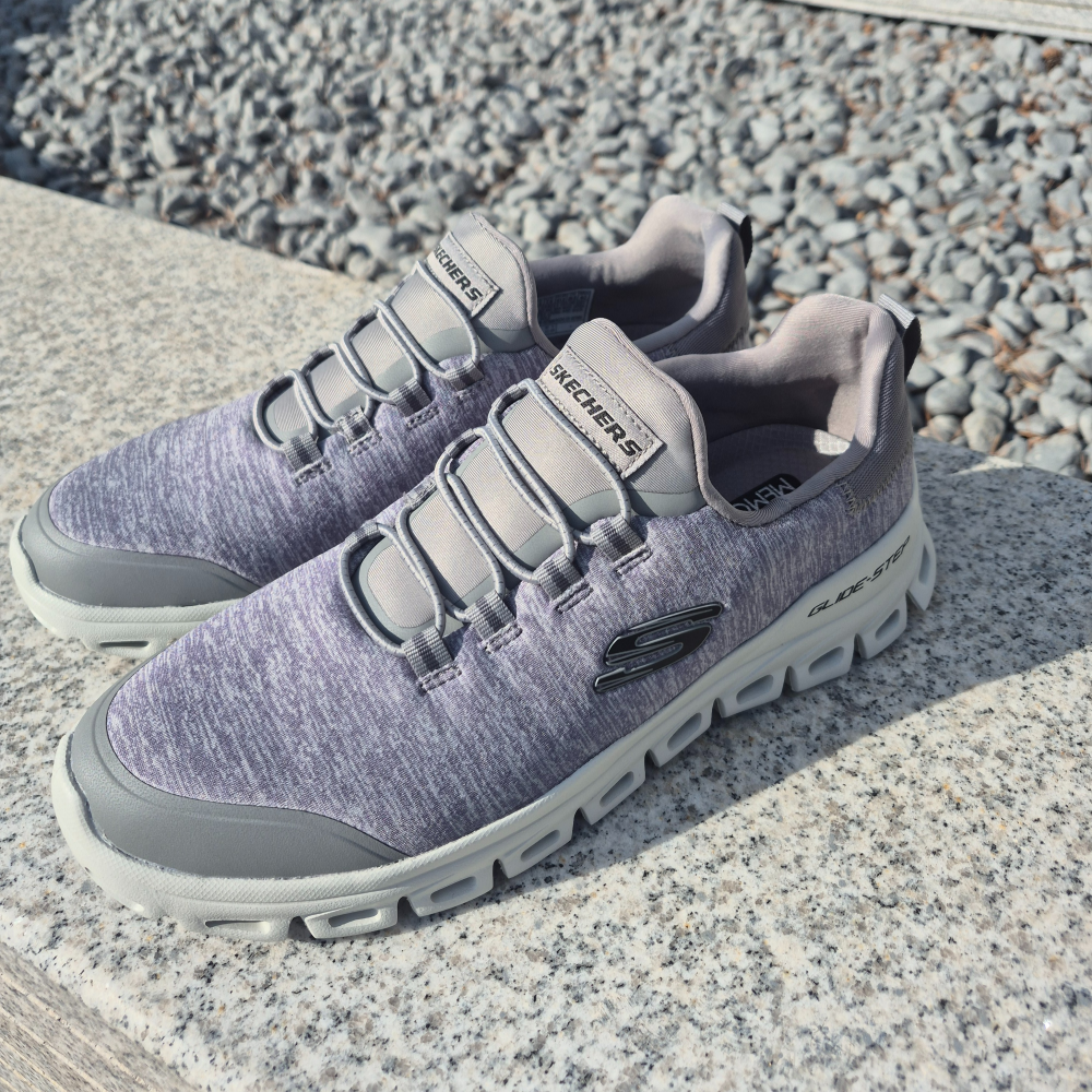 스케쳐스 남성 운동화 발편한 경량 런닝화 69,800원