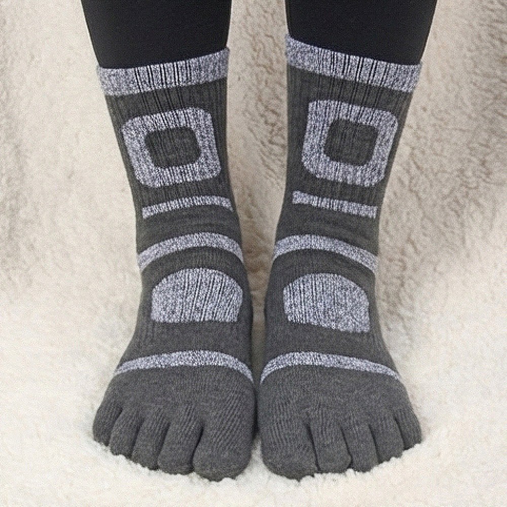 싹스몰 여성용 SM 두꺼운 등산 스포츠 발가락양말 중목 5켤레 항균 무좀 양말 17,900원