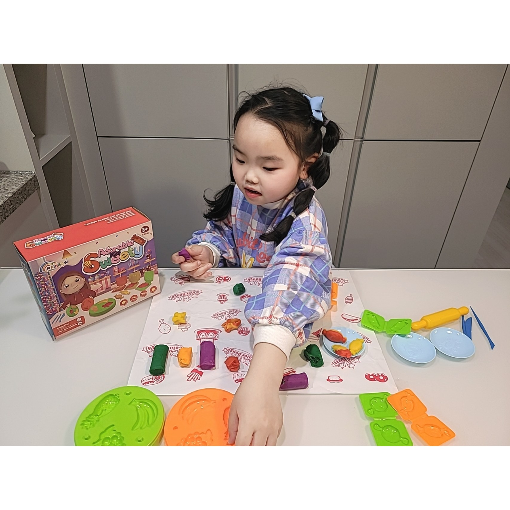 [펄박스]디저트 만들기 점토 놀이 세트_스위티세트(롤리팝/캔디/과일), 1개 12,900원