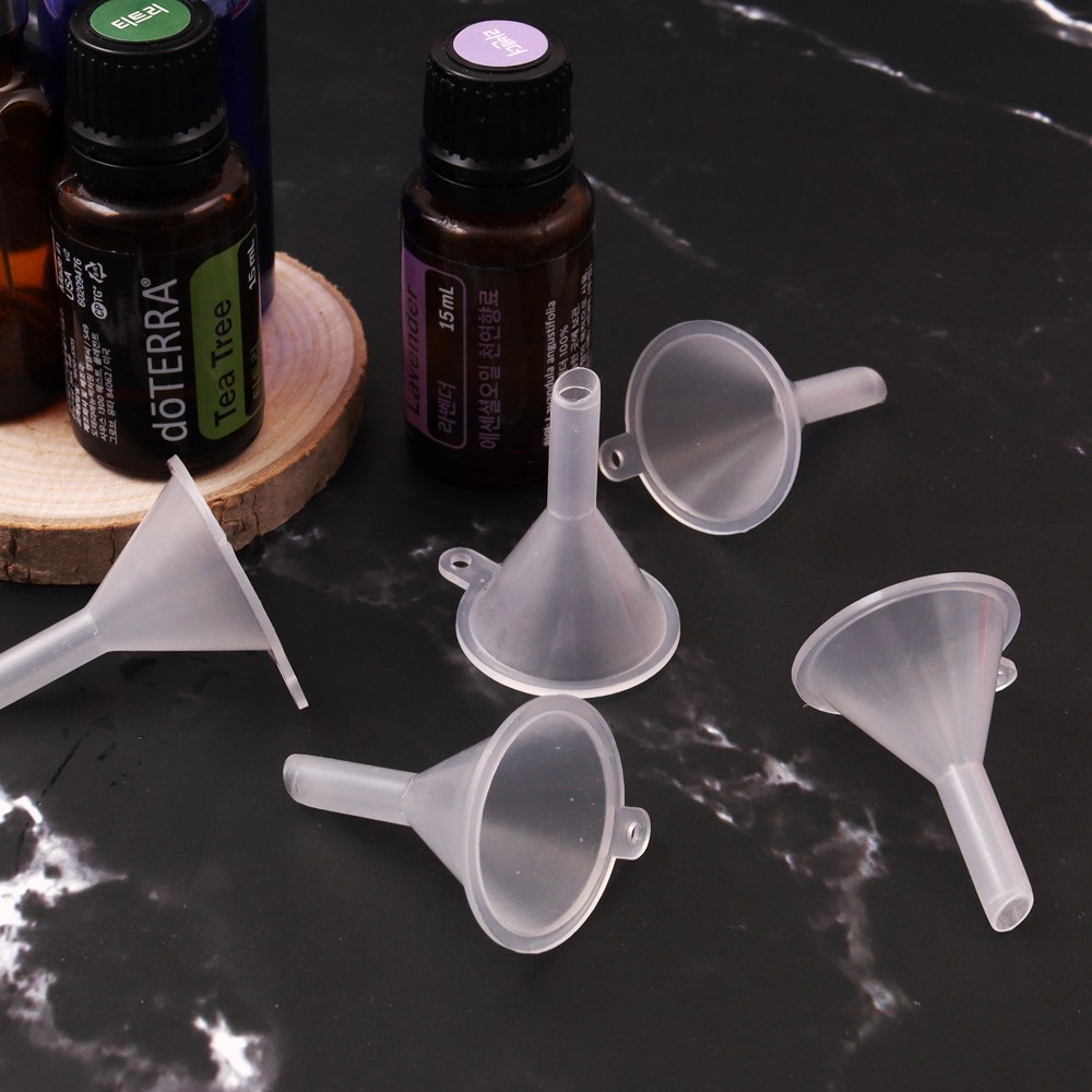 미니 깔대기 소분용 깔때기 깔대기 플라스틱 다용도 화장품 과학실 공병 향수, 1개, 흰색 40원