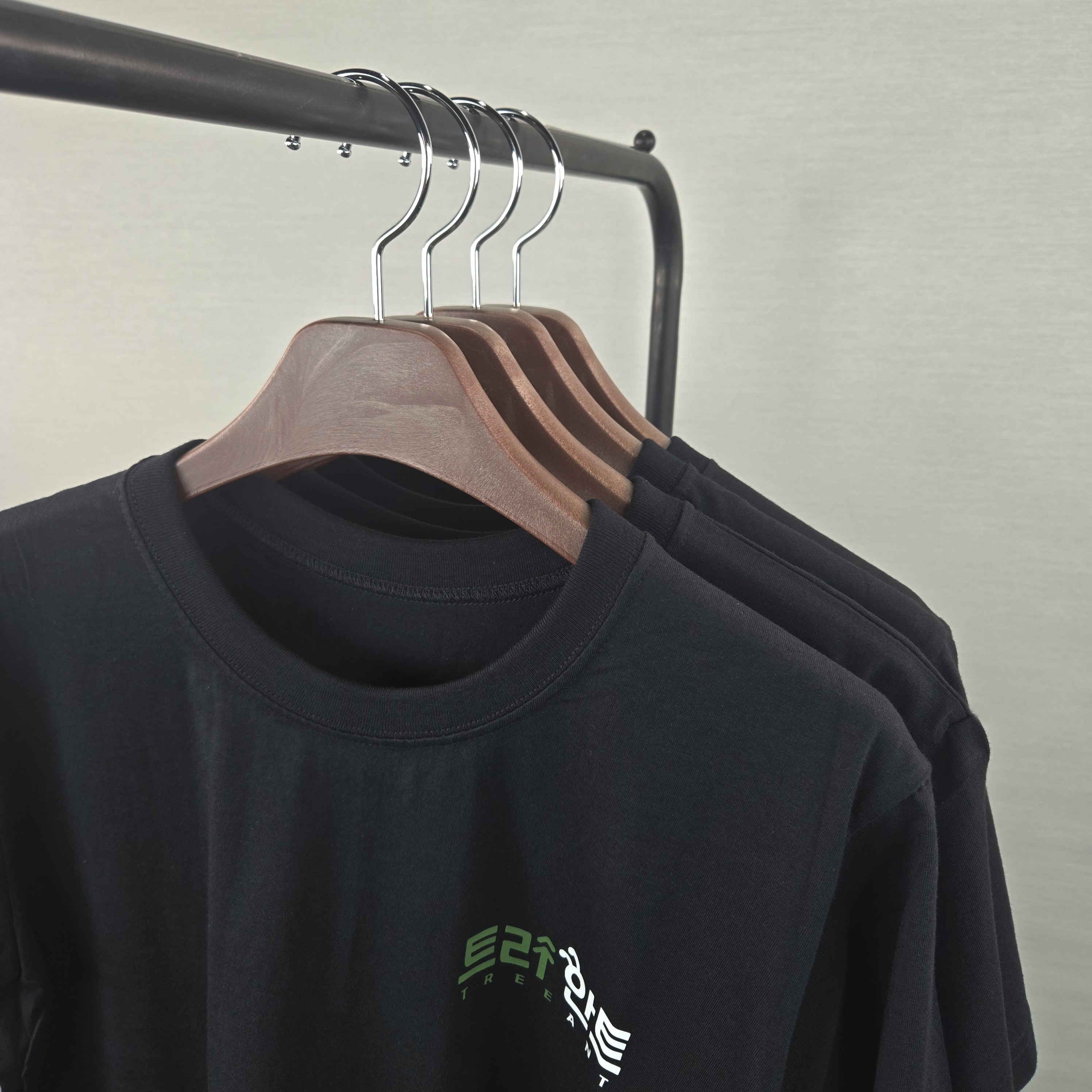 트리안트 국내생산 프리미엄 논슬립 어깨뿔방지 옷걸이 바지걸이, 여성용 상의걸이 브라운, 10개 12,250원