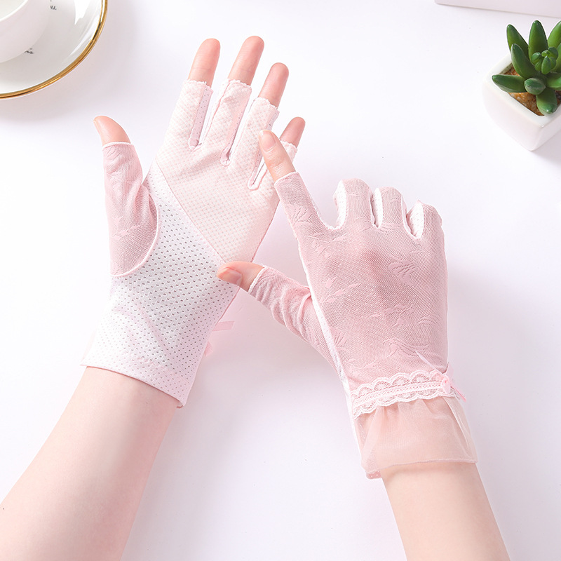 윈즈 wynnz  여성 운전장갑 레이스 손가락 반장갑 자외선 차단장갑 11,880원