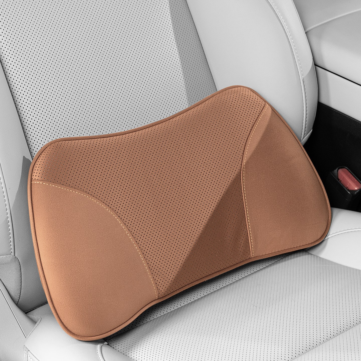 차량용 목쿠션 허리쿠션 프리미엄 스웨이드&가죽 혼용 원단 목 보호 쿠션 사계절 공용 통기성 타공 차량용 시트 등받이 쿠션, 1개, [체스트넛 브라운] 허리쿠션 21,920원