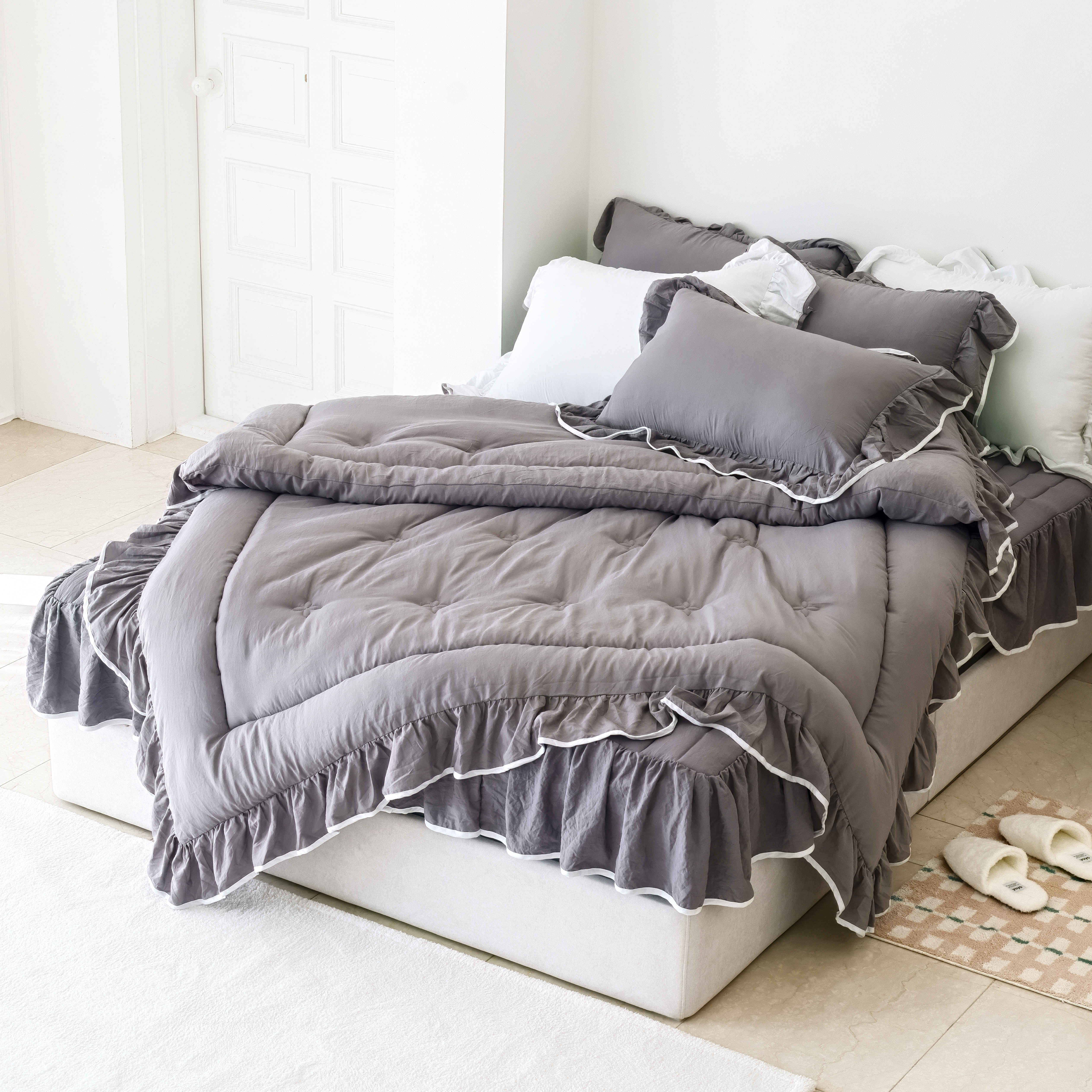 류금숙 라인 실키케어 프릴 차렵이불 베개 숏 매트커버 세트 203,000원