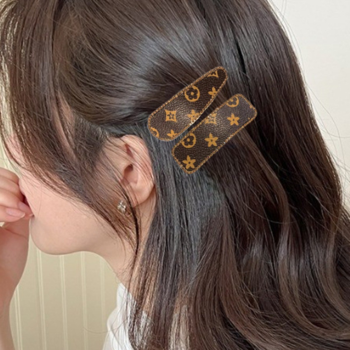 트렌도라 가죽 큐빅 헤어핀 똑딱핀 올림머리 앞머리, 현재가 8,750원