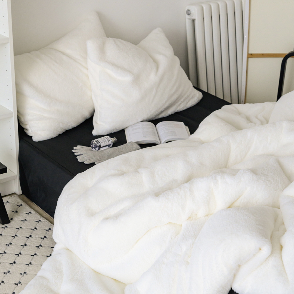 믹스앤매치 베러워머 라셀 극세사 차렵이불 + 베개 세트 64,550원