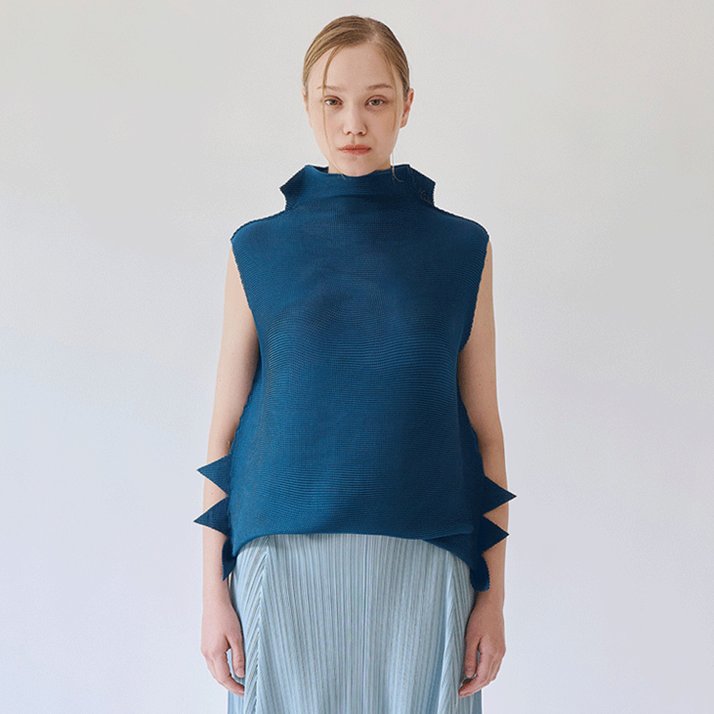 [피네플리츠] 러플 민소매 탑 (3 Color) 112,670원