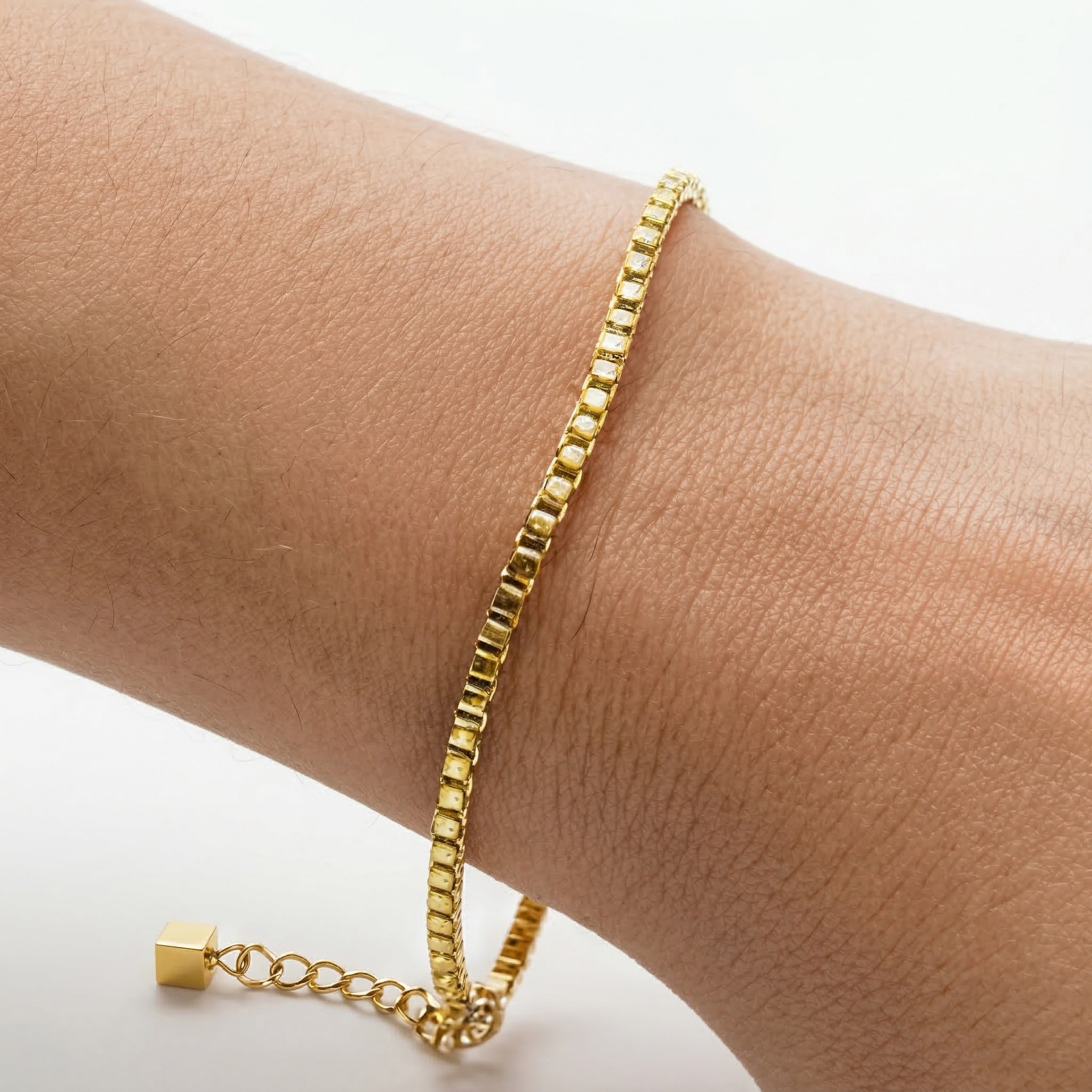 [18K 금도금] 미국 아마존 스테디셀러 르포렘 18K 골드도금 써지컬스틸 여성팔찌 레이어드 스네이크 헤링본 박스 줄 로프 체인 26,800원