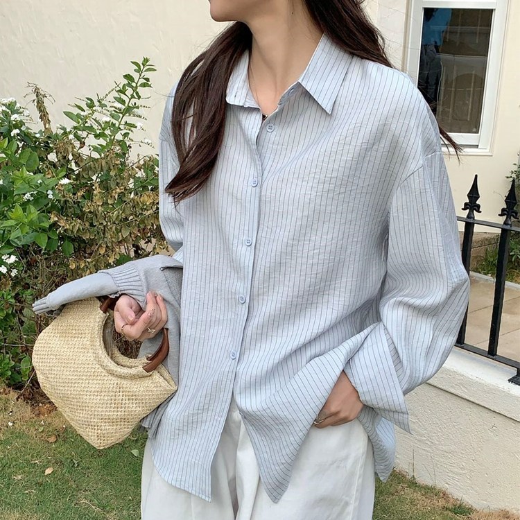 허블리 여성 루즈핏 스트라이프 롤업 린넨 긴팔 셔츠 19,500원