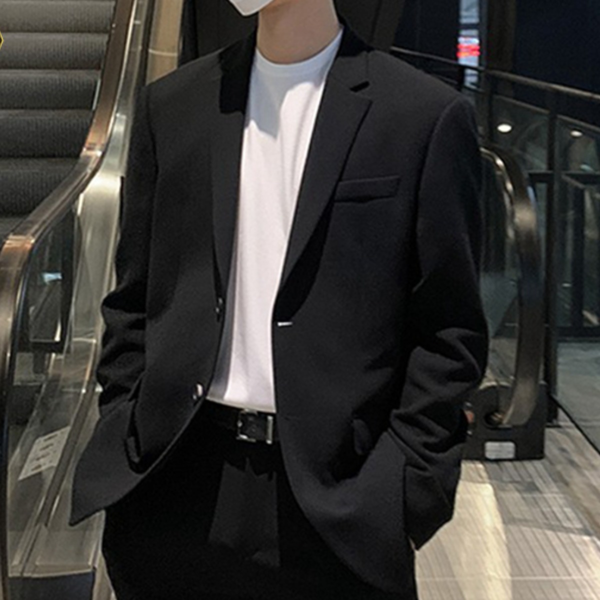 킹앤조이 몽브레 캐주얼 투버튼 블레이저 자켓(어깨패드 내장) 59,800원