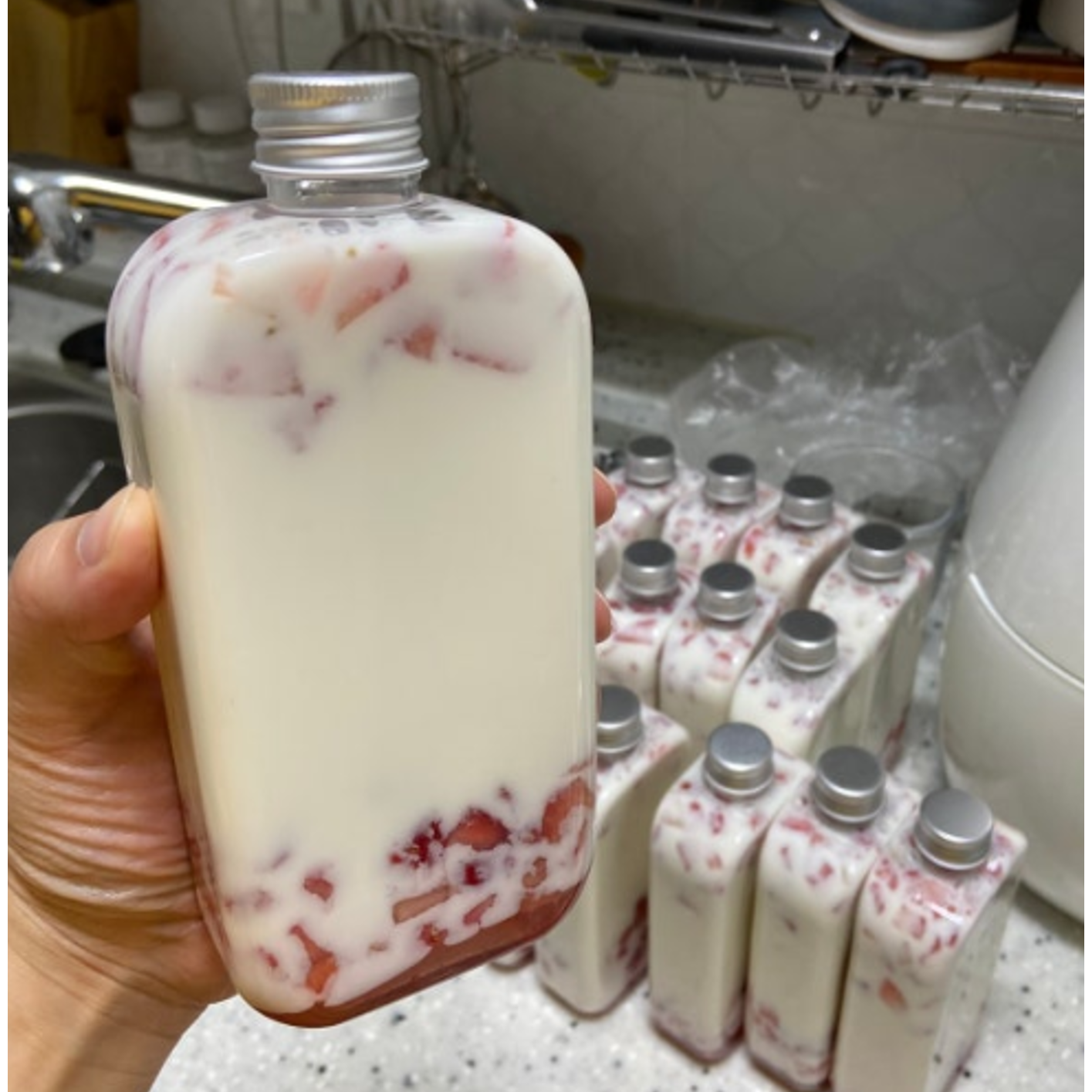 IW80 밀크티병 은색캡 17,000원