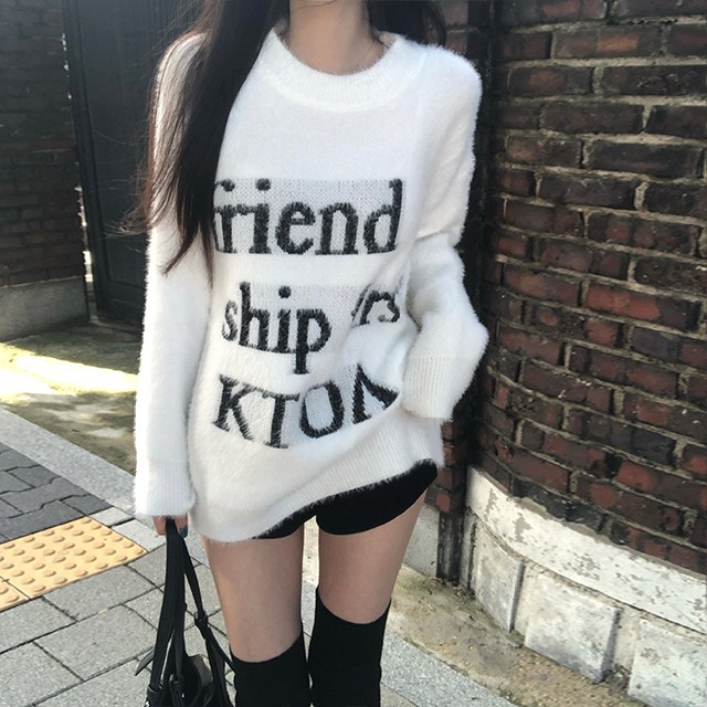 피니 (하의실종,soft**) 셀럽 앙고라 레터링 루즈핏 니트 (one color) 오버핏니트 앙고라니트 가을니트 겨울니트 캐주얼룩 긱시크 데이트룩 가을코디 26,800원