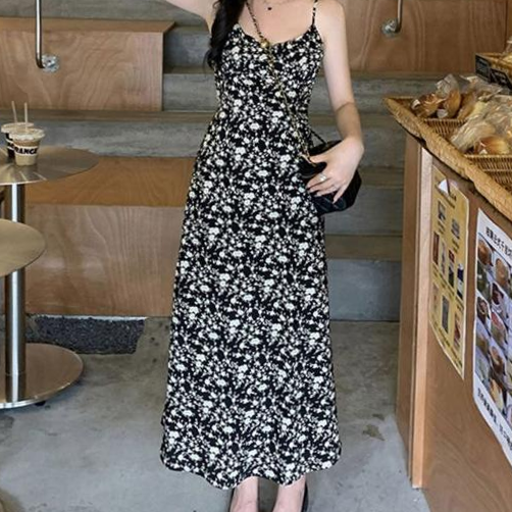 플라워패턴 롱원피스 끈나시원피스 A라인핏 바스트 핀턱 뒷 스모크밴딩 옆지퍼 세련된_WFJP5VO 48,550원