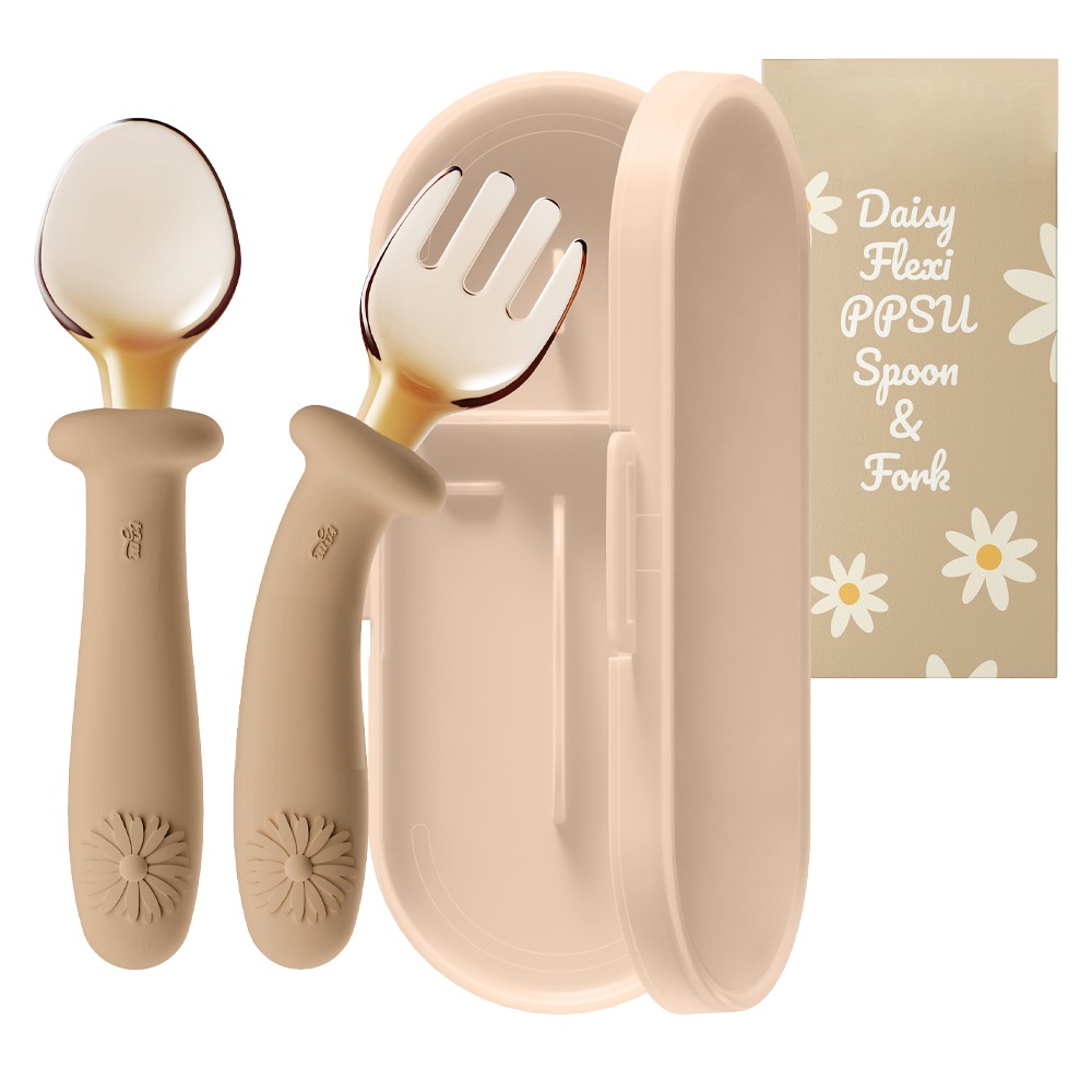 티지엠 데이지 플렉시 PPSU 자기주도 이유식 휘어지는 각도 조절 스푼 포크 케이스 세트, 탠브라운, 1세트 16,900원