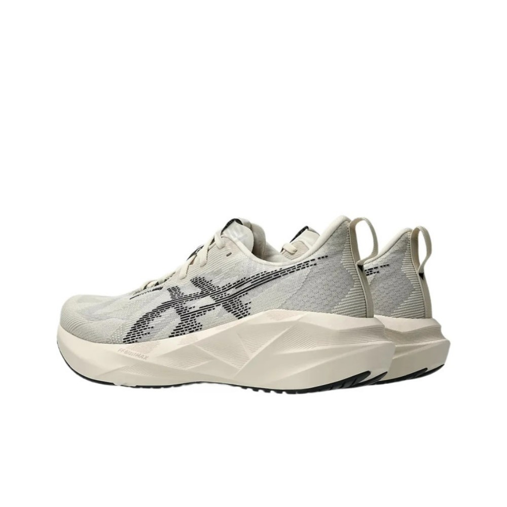 아식스 노바블라스트 5 런닝화 스탠다드 오트밀 블랙 1011B974 남녀공용(증정품 수납백) 158,600원