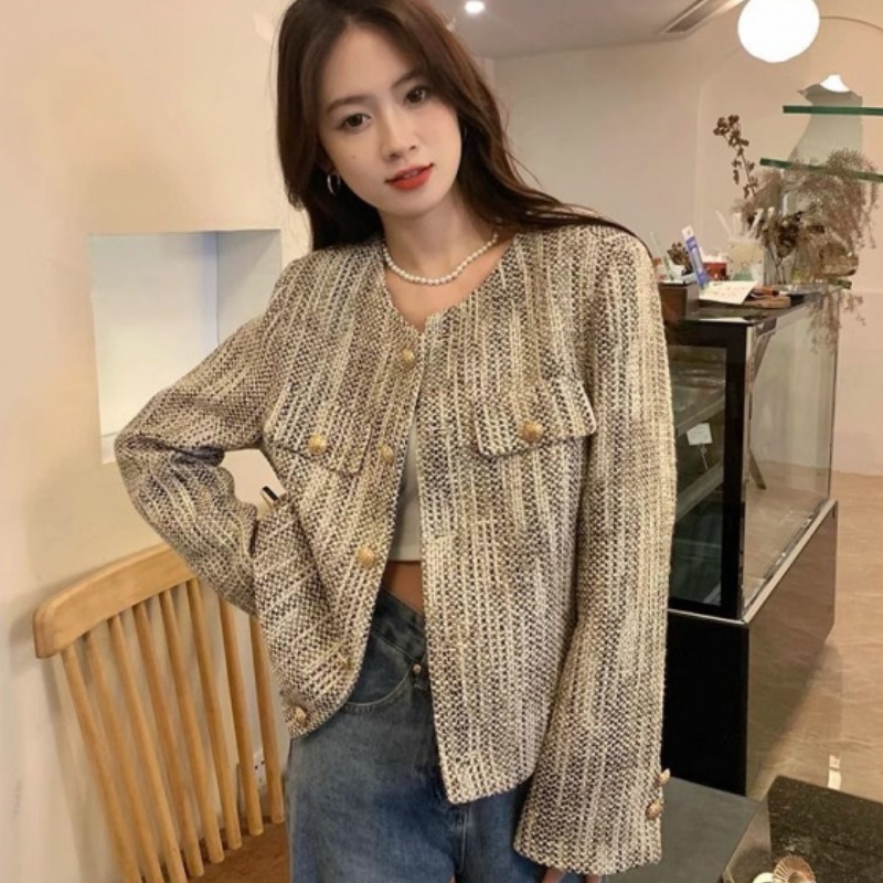 COSYEVNO 여성 트위드 재킷 봄 가을 패션 루즈핏 노카라 단추 스트라이프 캐주얼 숏 톱 lyjchnjk-09 18,800원