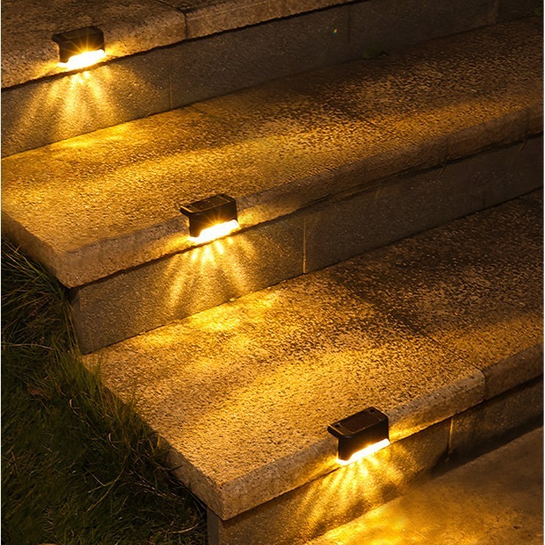 오이키 계단등 태양광 엣지등 태양열 야외 부착식 정원 조명 8p 16,150원