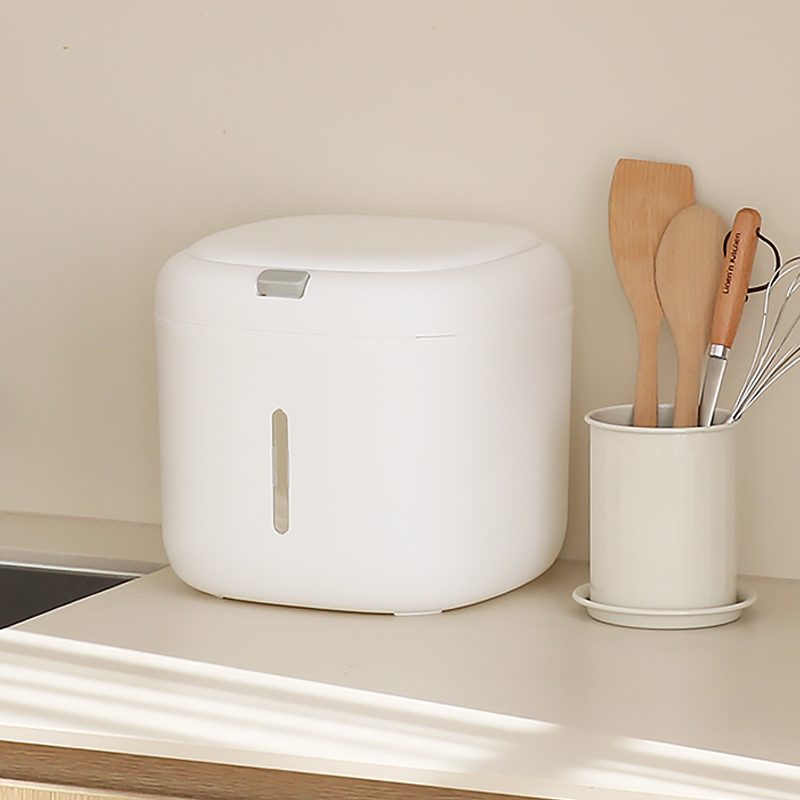 달팽이리빙 메종치비네 원터치 쿡 쌀통, 화이트 12,900원