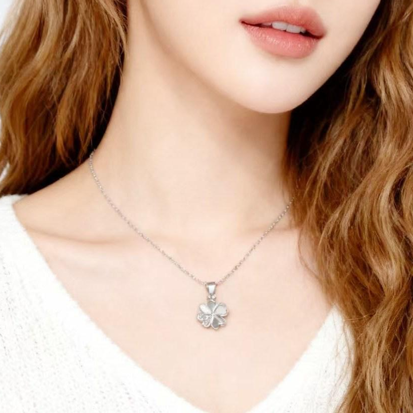 네잎클로버 목걸이 큐빅 커플 우정 행운 9,600원