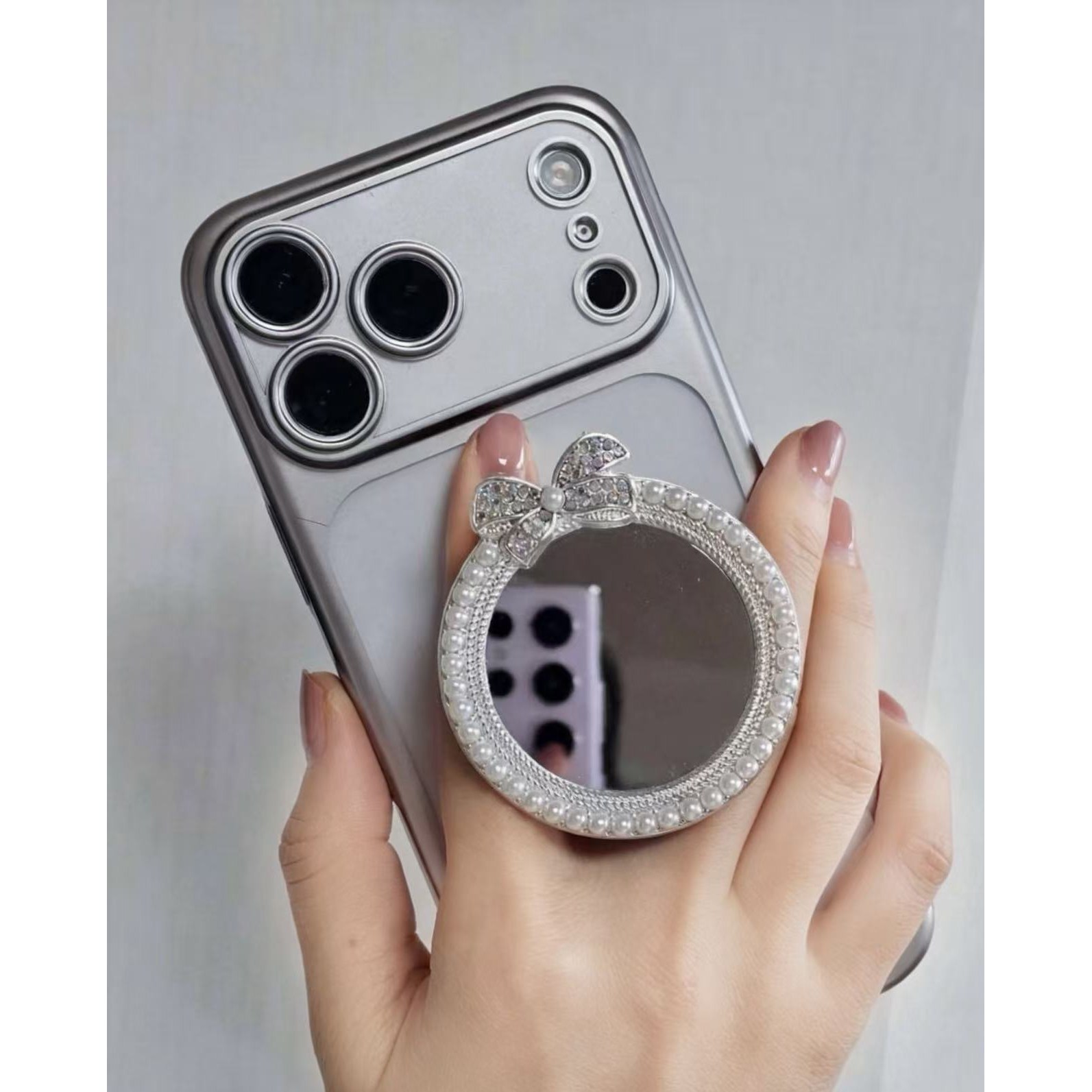 이디존 진주 거울 그립톡 휴대폰 거치대 여성용 스마트폰 링 접이식 스탠드, 1개, 원형 거치대 5,900원