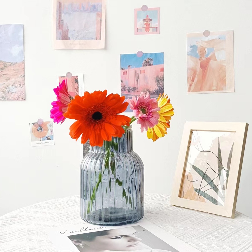 [리브나인] 곡선이 아름다운 심플 글라스 플라워 유리 화병 19.5cm, 그레이 12,900원