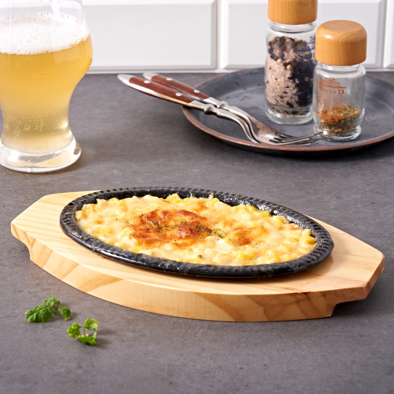 와이제이 맥반석 타원 스테이크 콘치즈팬 주물팬 목판포함 세트 15,200원