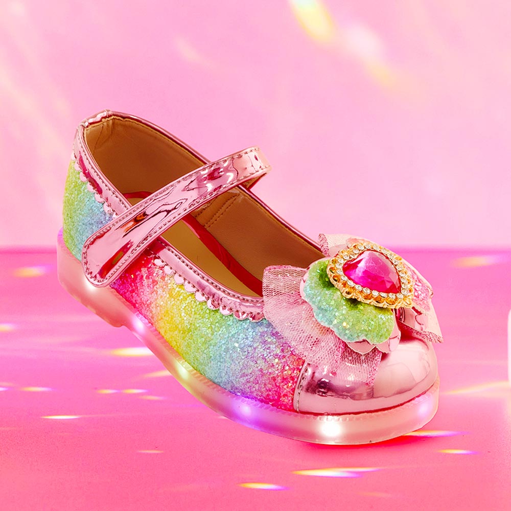 국산 여아 키즈 레인보우 하트 LED 라이팅 구두 볼 넓은 발광구두 37,800원
