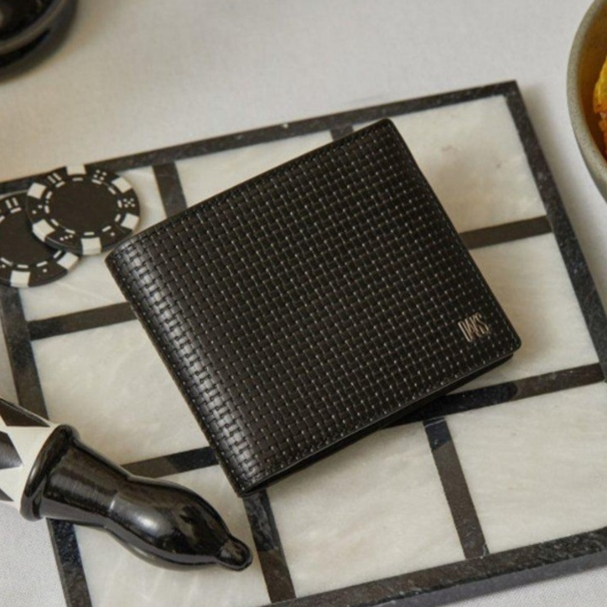 닥스 [플랜스토리]닥스가죽지갑, 남성지갑,아빠선물, 백화점정품,선물포장  블랙 로고장식 소가죽 반지갑 (WBWA5E213BK) 141,760원