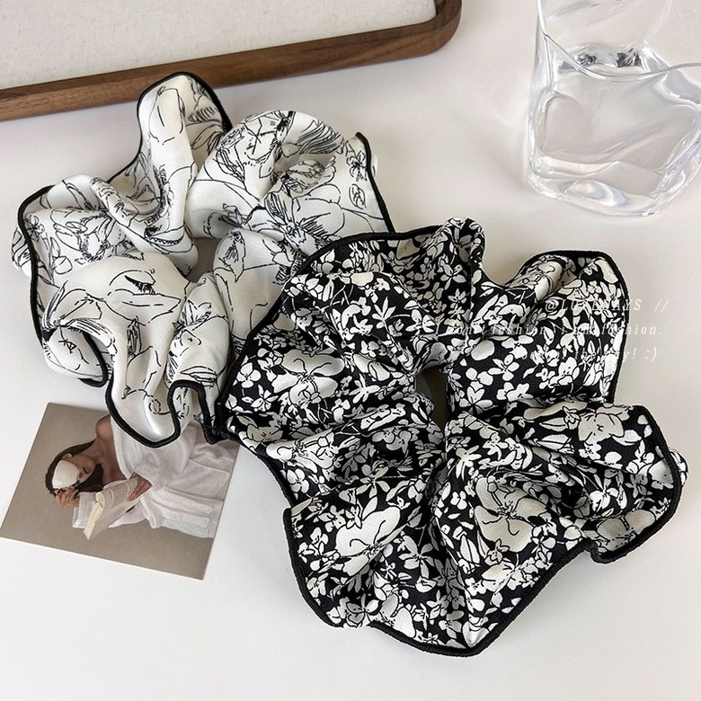 [2종세트] 헤어퀸 실크 쉬폰 여성 머리 곱창밴드 스크런치 6,900원