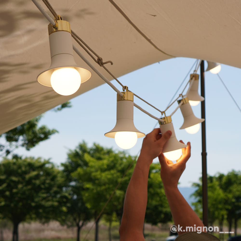 [헬로닷] 낮에도 예쁜 파티라이트 스트링라이트 7구 캠핑 테라스 LED 야외 줄조명, 1개, 01_비앙코 화이트 99,000원