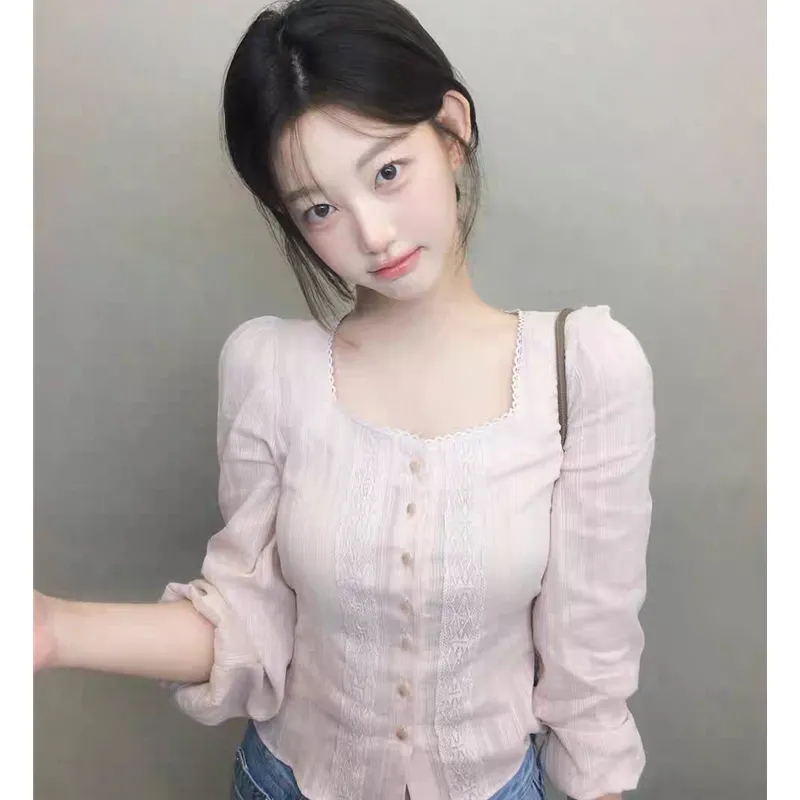 녕동 여성 레이스 패치 셔츠 부드러운 슬림핏 스퀘어넥 얇은 숏셔츠 27,500원