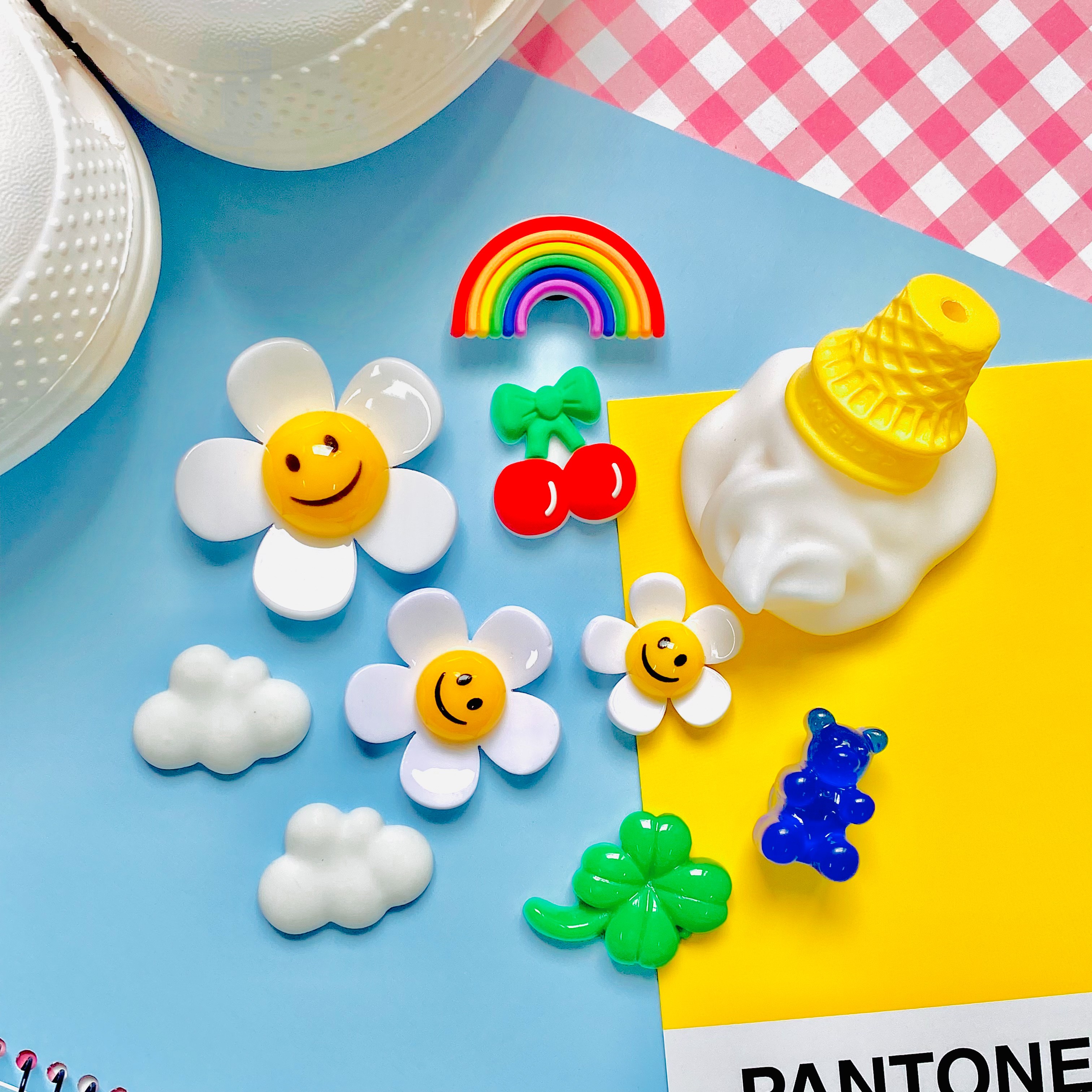 NEW 알록달록 행운의 떨어진 아이스크림과 데이지꽃 신발 참 악세사리 9,990원