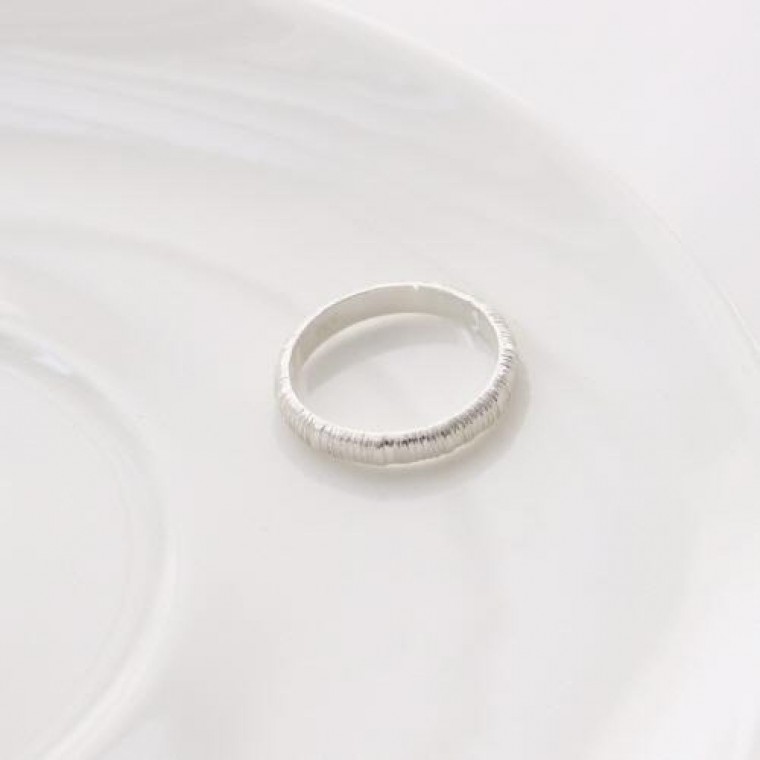 [925실버] 텍스처 무광 실버 반지 3mm 잔잔한 디테일 베이직 링 64,710원