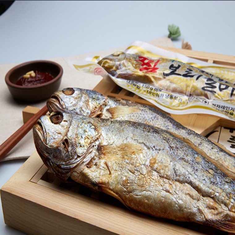 조명등녹차로 냄새잡은 영광 찐보리굴비 가정용 특대(32cm내외) 5마리 세트 법성포 부세 보리굴비, 1개, 상세페이지 참조 168,700원