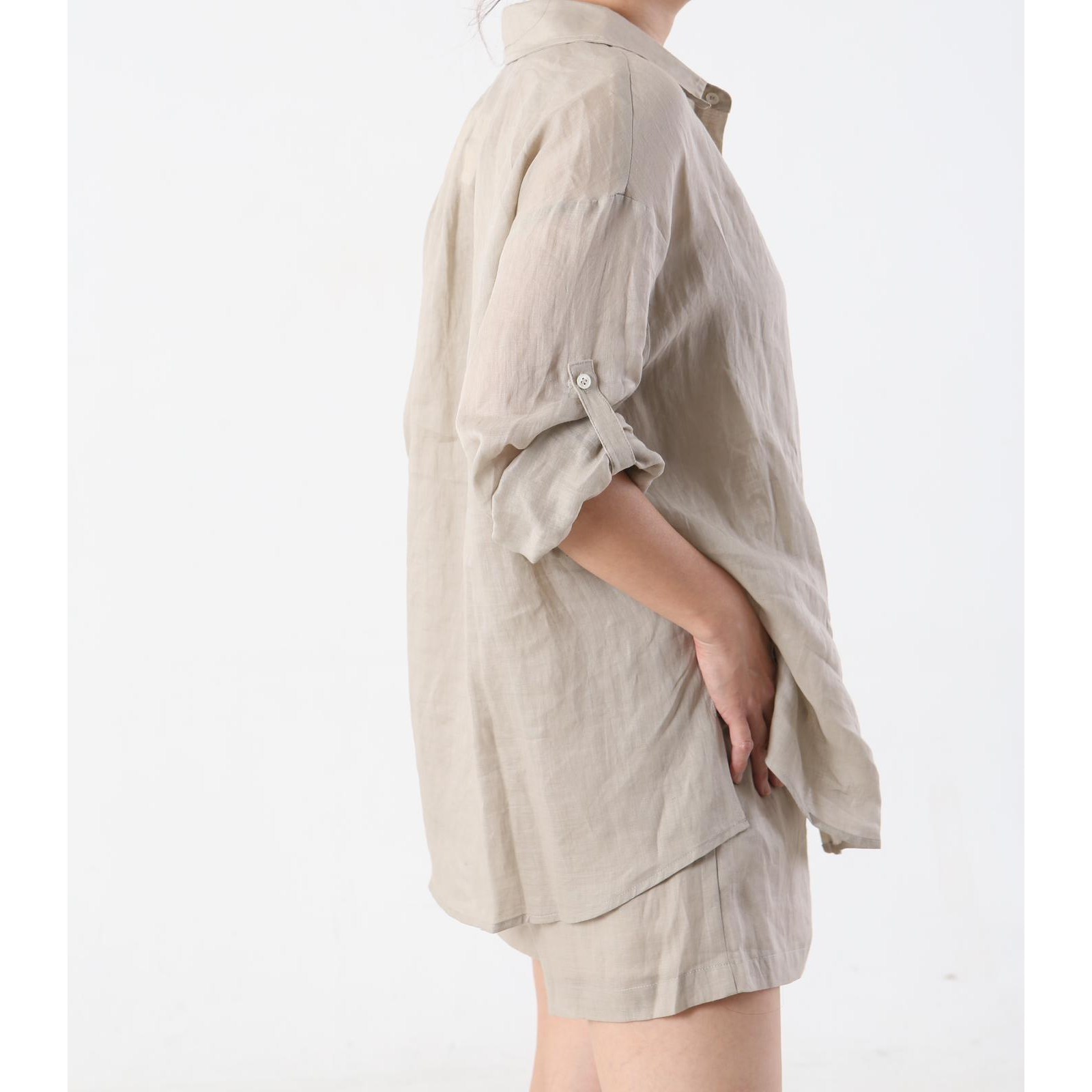 수워나 여성 빅사이즈 린넨 셔츠 카라넥 면마 봄여름 루즈핏 티 셔츠, 린넨 반바지 2종 세트 98,000원