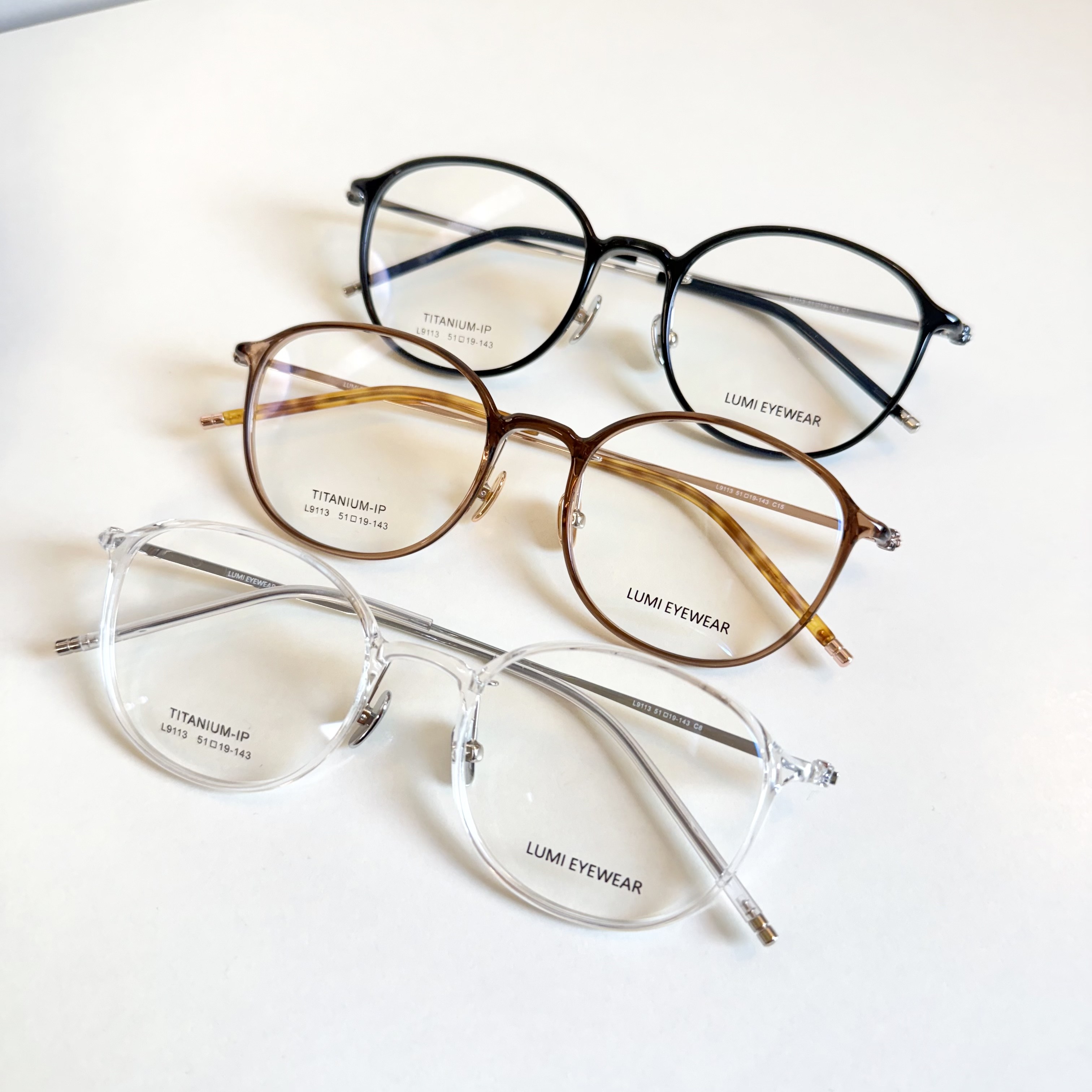 LUMI 티타늄 7g 가벼운 동글이 블루라이트 차단 사각 남자 여자 안경테 27,500원