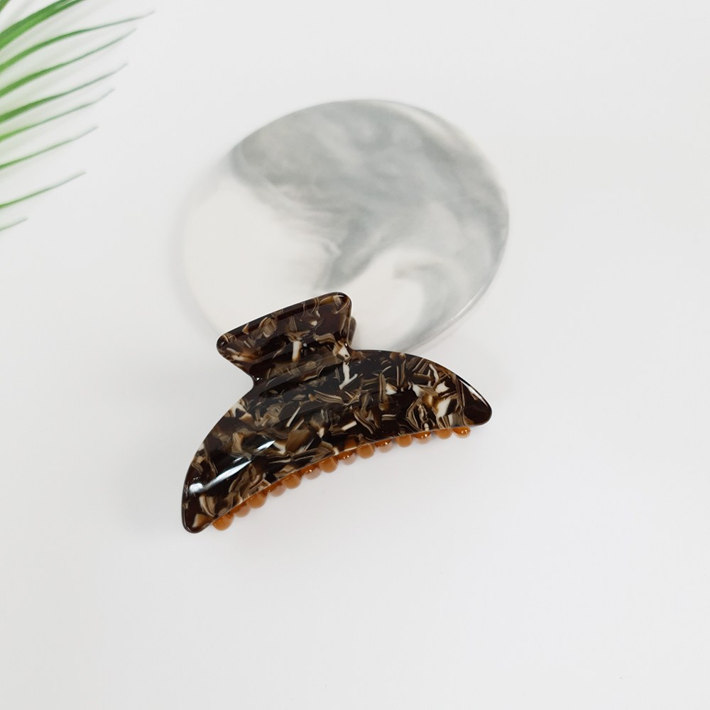 시크몽 프랑스핀 호피 마블 반달 이중 집게 미디엄 반묶음 헤어 집게핀 10,900원