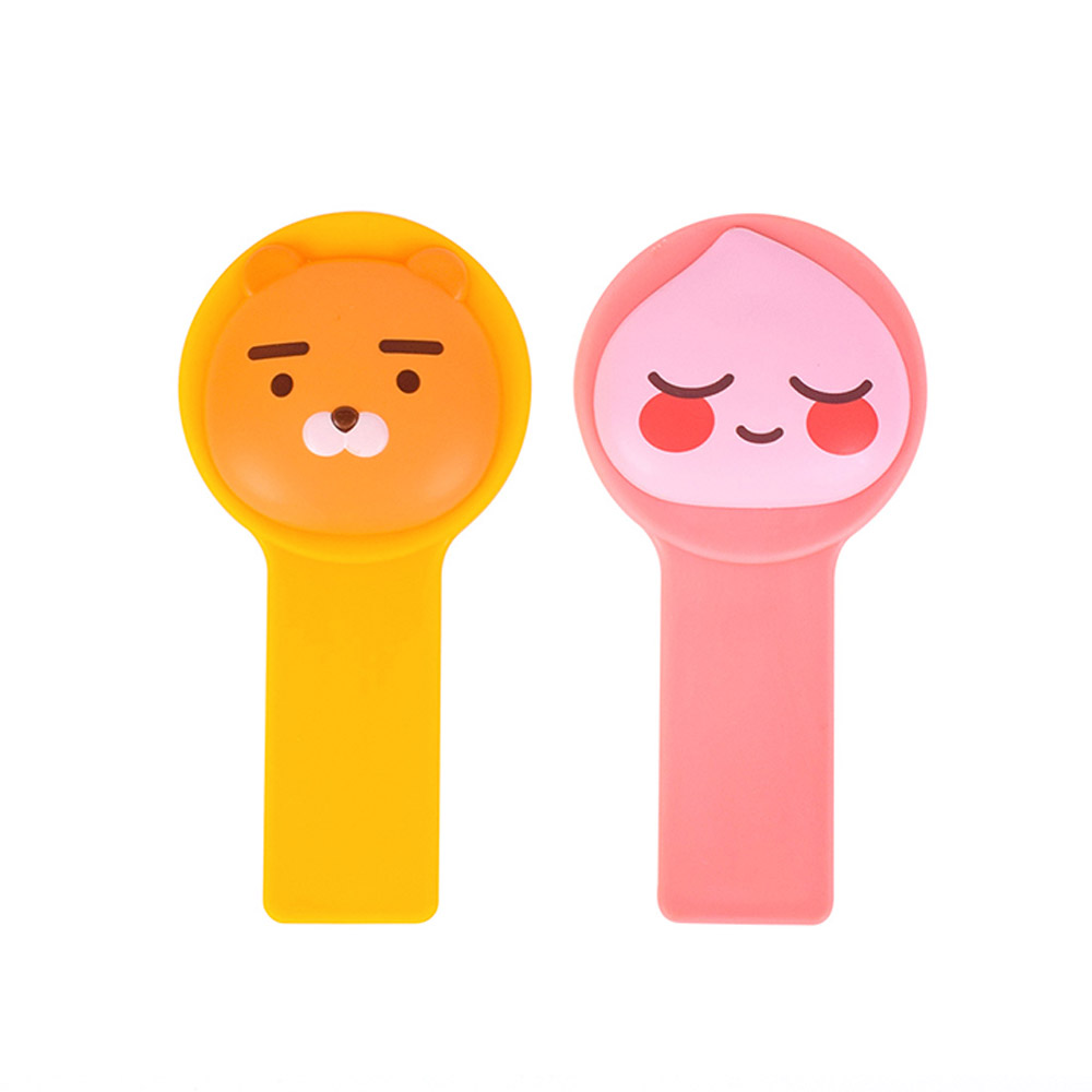 홈앤키즈 카카오프렌즈 입체 변기손잡이 위생손잡이 2P세트 변기커버 손잡이 라이언 어피치 9,500원