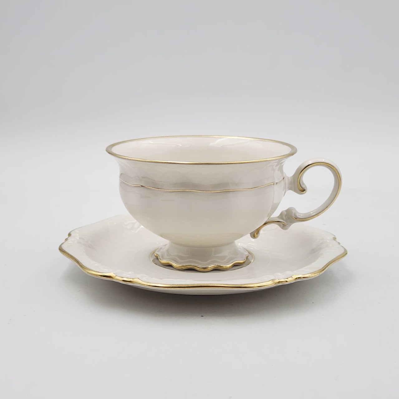 [빈티지] 독일 로얄 코버그 금장 찻잔 커피잔 세트 19,000원