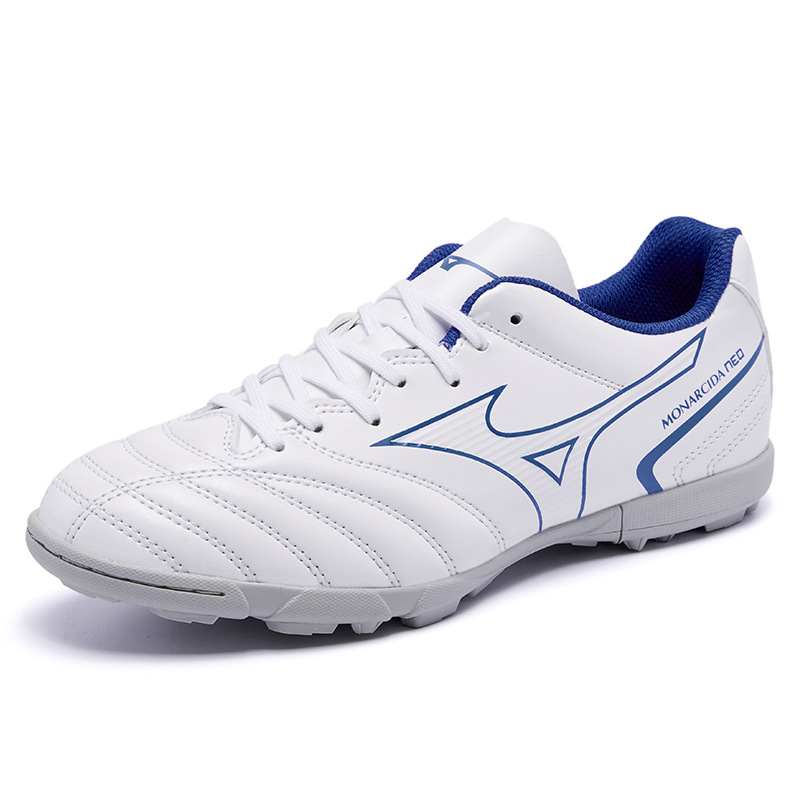 REZENZI  남녀공용 발볼넓은 풋살화 축구화 경량 러닝화 운동화 스포츠 신발 39,980원